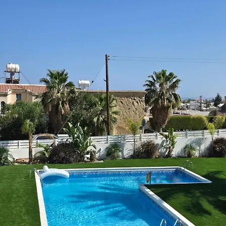 Spacious 1bdr Sea View & Pool Appartement *