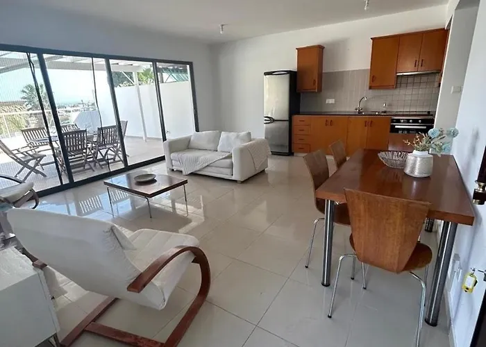 Spacious 1bdr Sea View & Pool 公寓 沃罗里尼