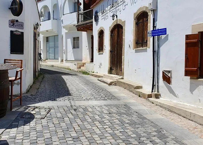 Spacious 1bdr Sea View & Pool 公寓