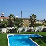 Spacious 1bdr Sea View & Pool アパート *