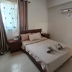 Spacious 1bdr Sea View & Pool アパート オロクリニ