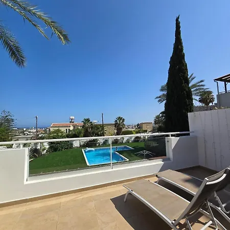 아파트 Spacious 1bdr Sea View & Pool *