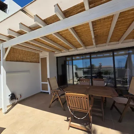 Spacious 1bdr Sea View & Pool 아파트 *