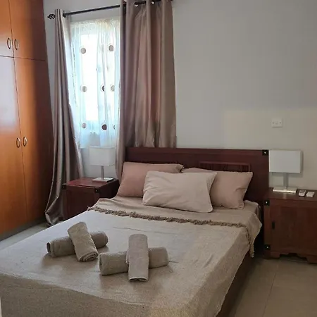 아파트 Spacious 1bdr Sea View & Pool 보로클리니