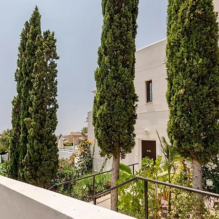 Hills Modern Sea View Διαμέρισμα *
