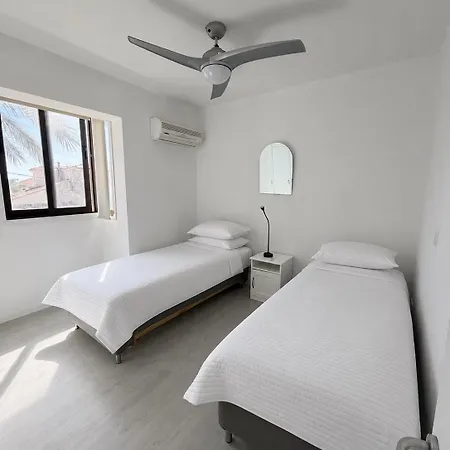 Hills Modern Sea View Apartment