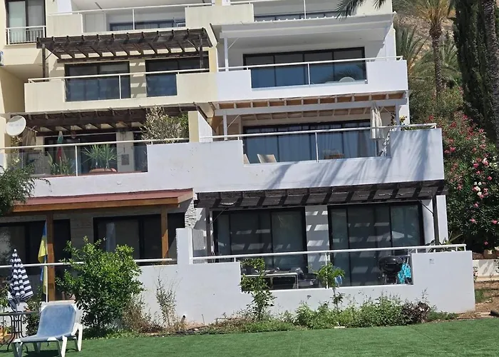 Apartman Spacious 1bdr Sea View & Pool