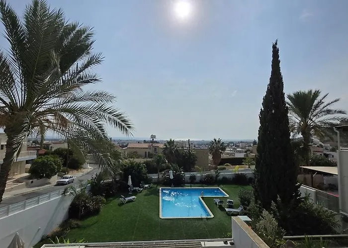 Spacious 1bdr Sea View & Pool Apartman