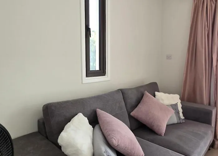 Appartamento Spacious 1bdr Sea View & Pool Voroklini